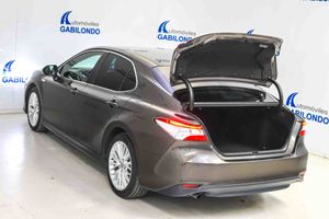Toyota Camry 2.5 220H Advance - Foto 20