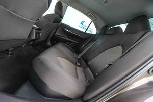 Toyota Camry 2.5 220H Advance - Foto 43