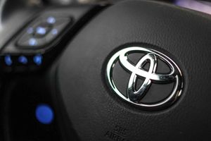 Toyota C-HR 2.0 180H Advance - Foto 35
