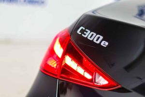 Mercedes Clase C 300 e - Foto 16