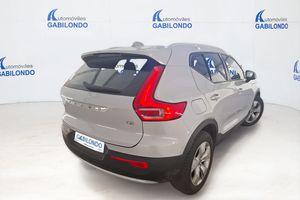 Volvo XC40 1.5 T2 Momentum Auto - Foto 8