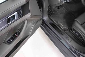 Porsche Panamera 4 E-Hybrid Platinum Edit Sport Turismo **Techo panorámico** - Foto 30