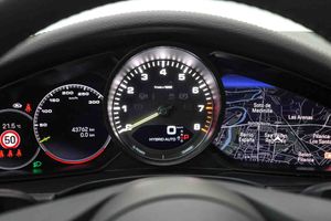 Porsche Panamera 4 E-Hybrid Platinum Edit Sport Turismo **Techo panorámico** - Foto 43