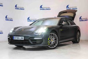 Porsche Panamera 4 E-Hybrid Platinum Edit Sport Turismo **Techo panorámico** - Foto 18