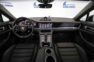 Porsche Panamera 4 E-Hybrid Platinum Edit Sport Turismo **Techo panorámico** - Foto 33