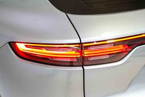 Porsche Cayenne E-Hybrid **Techo panorámico** - Foto 17