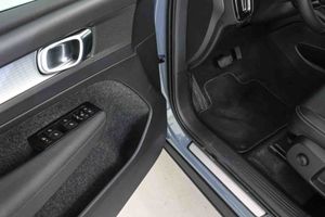 Volvo XC40 1.5 T4 Twin Recharge Inscription Auto - Foto 31