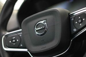 Volvo XC40 1.5 T4 Twin Recharge Inscription Auto - Foto 35