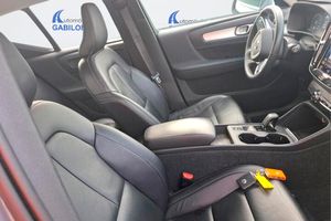 Volvo XC40 1.5 T4 Twin Recharge Inscription Auto - Foto 6