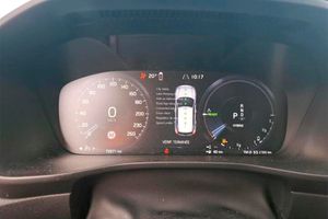 Volvo XC40 1.5 T4 Twin Recharge Inscription Auto - Foto 4
