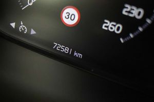 Volvo XC40 1.5 T4 Twin Recharge Inscription Auto - Foto 6