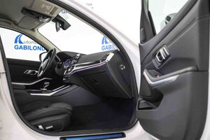 BMW Serie 3 320e - Foto 52