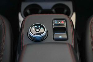 Ford Mustang Mach-E Premium AWD Ran. Están. (Bat. LFP) 232kW **Techo panorámico** - Foto 49