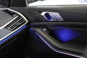BMW X7 xDrive40i M Sport *Techo panorámico* **7 plazas** - Foto 61
