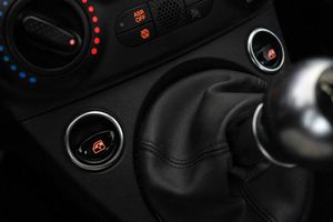 Fiat 500 Connect 1.0 Hybrid 51KW (70 CV) - Foto 39