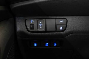 Hyundai IONIQ 1.6 GDI PHEV Klass DCT - Foto 35