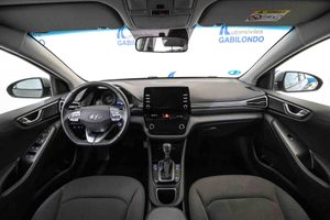 Hyundai IONIQ 1.6 GDI PHEV Klass DCT - Foto 36