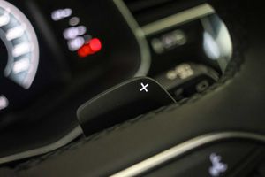 Audi Q8 55 TFSIe 280kW (381CV) quattro tiptronic **Techo panorámico** - Foto 45