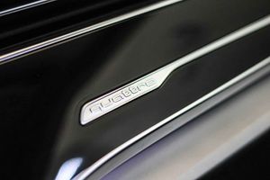 Audi Q8 55 TFSIe 280kW (381CV) quattro tiptronic **Techo panorámico** - Foto 54