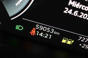 Audi Q8 55 TFSIe 280kW (381CV) quattro tiptronic **Techo panorámico** - Foto 6