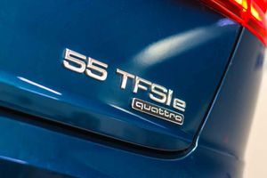 Audi Q8 55 TFSIe 280kW (381CV) quattro tiptronic **Techo panorámico** - Foto 14
