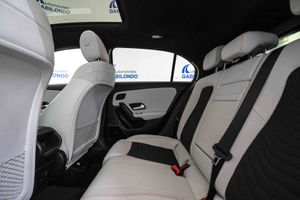 Mercedes Clase A A 180 d **Techo panorámico** - Foto 49