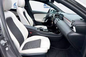 Mercedes Clase A A 180 d **Techo panorámico** - Foto 5