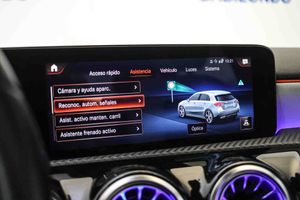Mercedes Clase A A 180 d **Techo panorámico** - Foto 60