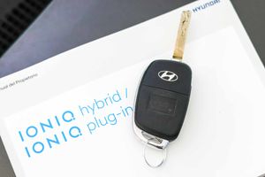 Hyundai IONIQ 1.6 GDI HEV Klass DCT - Foto 59