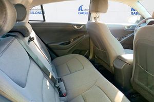 Hyundai IONIQ 1.6 GDI HEV Klass DCT - Foto 7