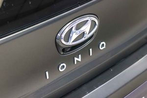 Hyundai IONIQ 1.6 GDI HEV Klass DCT - Foto 11