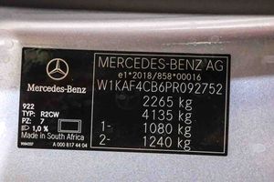 Mercedes Clase C C 200 AMG Line **Techo panorámico** - Foto 7