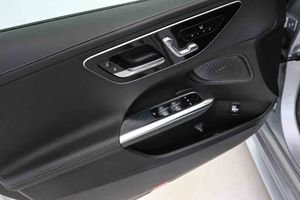 Mercedes Clase C C 200 AMG Line **Techo panorámico** - Foto 28