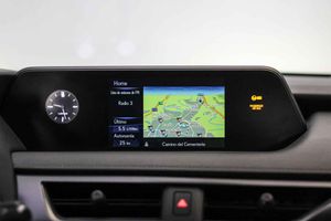 Lexus UX 2.0 250h Business - Foto 49