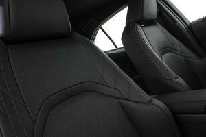Lexus UX 2.0 250h Business - Foto 53