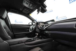 Lexus UX 2.0 250h Business - Foto 52