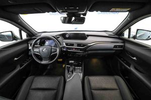 Lexus UX 2.0 250h Business - Foto 32