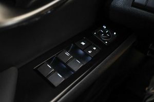 Lexus UX 2.0 250h Business - Foto 31