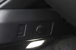 Lexus UX 2.0 250h Business - Foto 52