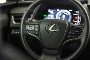 Lexus UX 2.0 250h Business - Foto 32