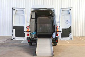 Opel Movano F 3500 L3H3 CDTI 150 **Rampa de carga** - Foto 8