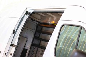 Opel Movano F 3500 L3H3 CDTI 150 **Rampa de carga** - Foto 23