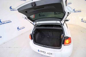 Volkswagen Golf 1.6 TDI 105 DSG Advance BMotion Tech - Foto 47