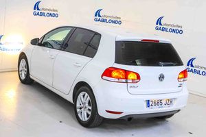 Volkswagen Golf 1.6 TDI 105 DSG Advance BMotion Tech - Foto 13