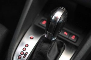 Volkswagen Golf 1.6 TDI 105 DSG Advance BMotion Tech - Foto 38