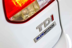 Volkswagen Golf 1.6 TDI 105 DSG Advance BMotion Tech - Foto 14
