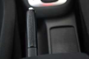 Volkswagen Golf 1.6 TDI 105 DSG Advance BMotion Tech - Foto 37