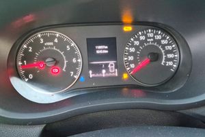Renault Master Furgón L2H2 3300 Blue dCi 135 CV - Foto 3