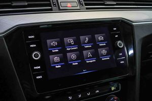 Volkswagen Passat Variant Executive 1.5 TSI 110kW DSG - Foto 51