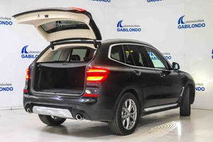 BMW X3 xDrive20d - Foto 18